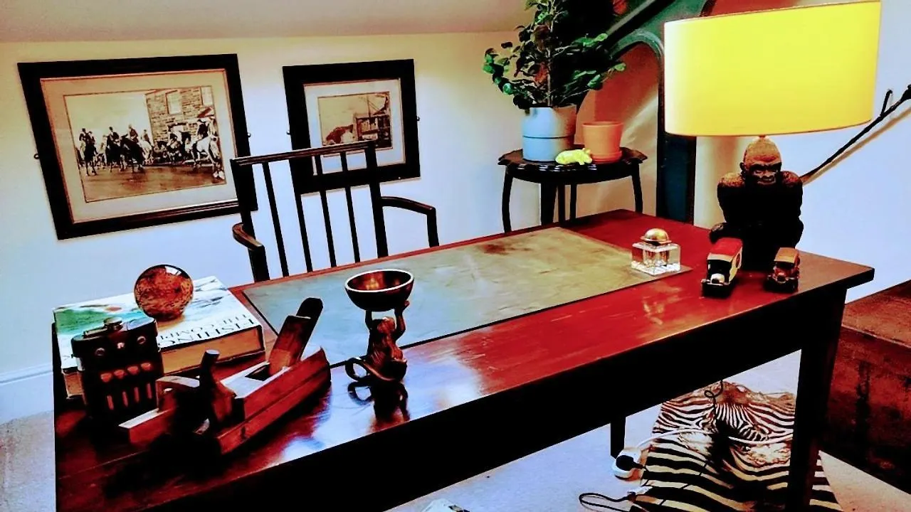 Spacious Luxury Apartment Χάλιφαξ